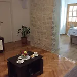 Karla Snb Διαμέρισμα *