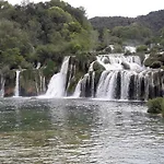 Διαμέρισμα Karla Snb *