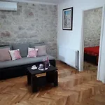 Karla Snb Lozovac