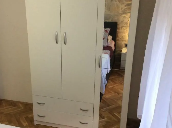 Karla Snb Apartment Lozovac