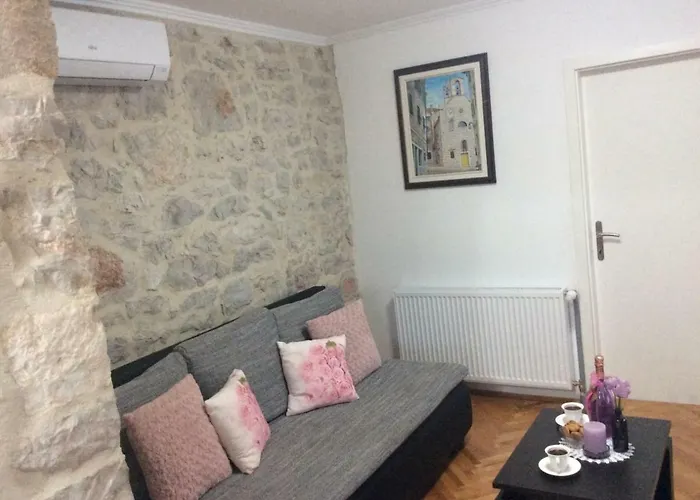 Karla Snb Apartment Lozovac